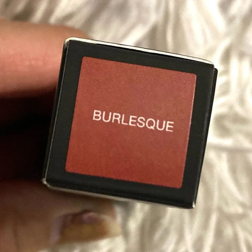 NARS - Liquid Lipstick - Picture 5 of 9